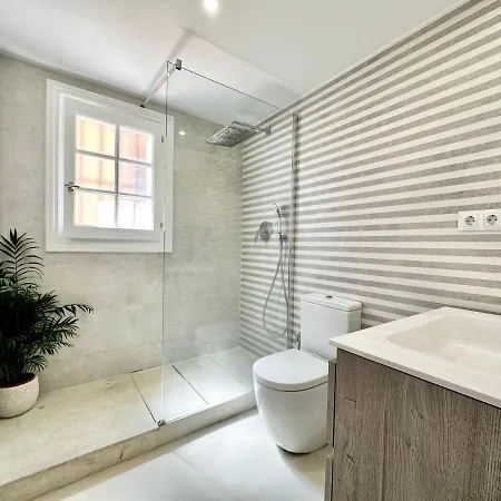 Townhouse Second Line From The - Eaw Homes Holiday home *
