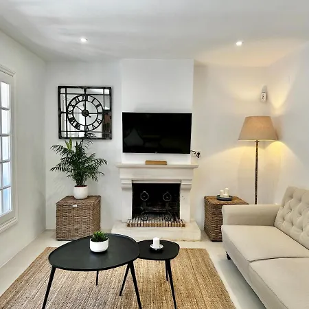 Townhouse Second Line From The - Eaw Homes Holiday home Marbella